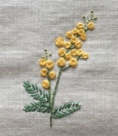 Embroidered Wild Flowers, Embroid Flower, Embroidered Flowers Tutorial, Flower Embroidery Ideas, Ideas For Embroidery, Ideas Embroidery, Hand Embroidery Patterns Flowers, Hand Embroidered Flowers, Flowers Yellow