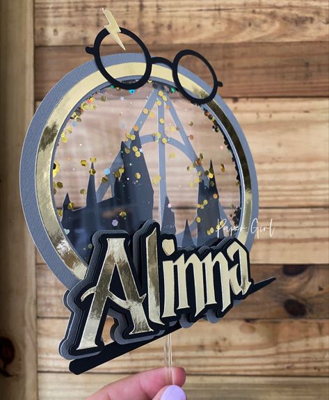 Shaker Cake topper Harry Potter Cake Topper, Shaker Cake Topper, Diy Cake Topper Birthday, Cumpleaños Harry Potter, Harry Potter Birthday Cake, Cricut Cake, Silhouette Cameo 4, 3d Cake Toppers, Festa Harry Potter