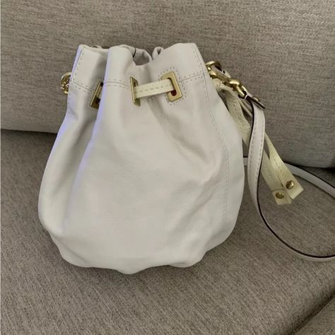 NWT AUTHENTIC COACH PEYTON CREAM LEATHER BUCKET CROSSBODY BAG WITH DUSTBAG 14501 Keychain Charm, Gold Polka Dots, Leather Coach, Leather Bucket, Coach Handbags, Coach Bags, Cream Color, Gold Hardware, Top Handle