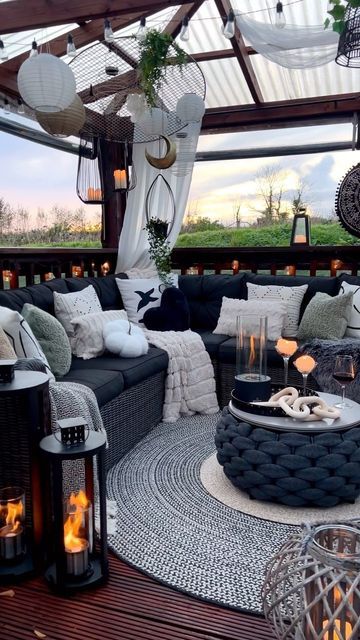 Jennifer S Reynolds on Instagram: "A true love story never ends.❤️ Me, Finding warmth in the simplest of moments🔥 Happy Saturday Night my lovelies❤️ Jenny 🥰 AD Previously Gifted product Glanzfeuer Premium Table Spiral Fireplace for Indoor and Outdoor @glanzfeuer 🔥 Link in my Bio Lantern Flame Cilindro 🔥 Link in my bio . #ad #mygardentoday #mygarden #garden #gardenstyle #gardens #gardendesign #gardenideas #gardeninspiration #smallgarden #patiodecor #outdoorfireplace #gardendecor #courtyar Large Back Deck Decorating Ideas, Deck Decoration Ideas, Outdoor Small Deck Ideas, Porch Furniture Layout, Cozy Patio, Outdoor Living Rooms, Screened In Patio, Goth Home Decor, Backyard Inspo