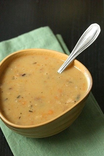 Canadian Pea Soup, Canadian Recipes, Canadian Cuisine, Pea And Ham Soup, Ham Soup, French Canadian, Split Pea Soup, Canadian Food, Soup And Stew