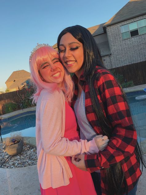 Bubbline And Marceline Costume, Marcelina X Bubblegum Costume, Bubble Gum And Marceline Costume, Marceline And Princess Bubblegum Halloween Costume, Princess Bubblegum And Marceline Halloween, Marceline And Princess Bubblegum Costume, Princess Bubblegum And Marceline Costume, Wlw Costumes Halloween, Bubblegum And Marceline Costume