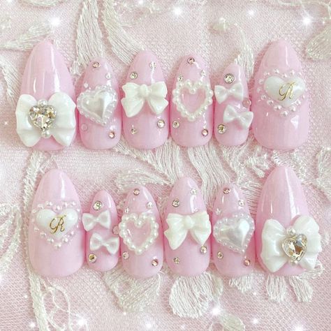 Simple Nail Charms, Pearl Nail Charms, Almond Kawaii Nails, Light Pink Nails With Charms, Nail Inspo Charms, Kawaii Pink Nails, Pink Kawaii Nails, Uñas Coquette, Charm Nail