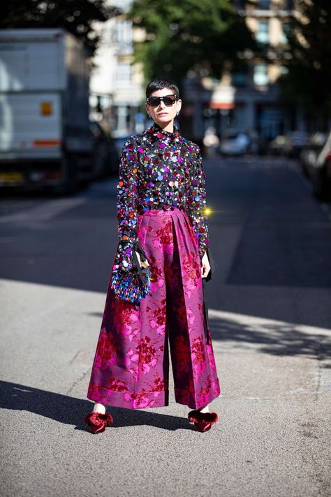 Maximalist Fashion, Boho Street Style, London Fashion Week Street Style, Sewing Clothing, Fantasy Wardrobe, The Best Street Style, Style Looks, Amazing Ideas, Best Street Style