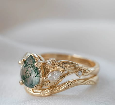 Frog Themed Wedding, Royal Rings, Dream Engagement Ring, Ideas Para Boda, Wedding Casual, Precious Jewels, Dream Engagement, Dream Engagement Rings, Beautiful Engagement Rings