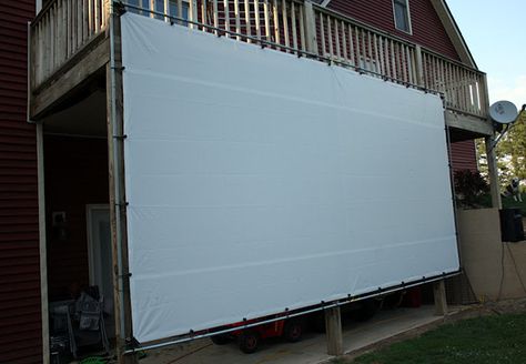 On the House-framed tarp screen for outdoor movies Projector Screen Diy, Diy Outdoor Movie Screen, Backyard Movie Theaters, Outside Movie, Diy Projector, Outdoor Movie Theater, Outdoor Movie Screen, Backyard Movie Nights, Outdoor Projector