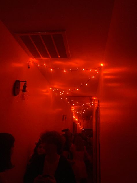 Orange Party Lights, Red Halloween Decorations, Halloween Party 21+, Halloween Party Decor Aesthetic, Halloween House Party Aesthetic, Red Light Aesthetic Room, Halloween Party Vibes, Halloween Party Lighting, Halloweekend Party