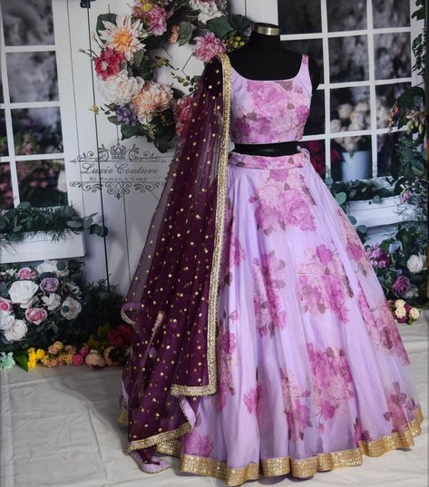 Organza Lengha, Sequins Blouse, Purple Floral Print, Fashion Design Dress, Velvet Blouses, Indian Clothing, Organza Dupatta, Lehenga Designs, Half Saree