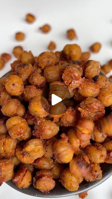 Chic Peas Recipes Snacks, Vegan Recipes Snacks, Recipe Chickpeas, Bbq Vegan, Bbq Snacks, Healthy Bbq, Chic Peas, Chickpea Recipes Roasted, Cooked Chickpeas