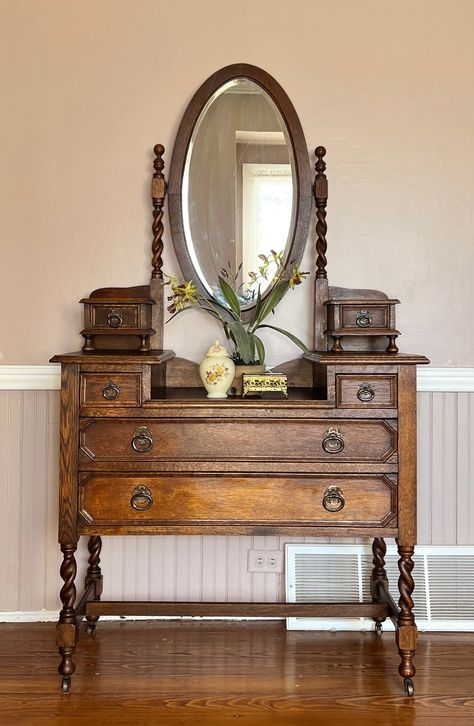 Boho Style Oak Vanity/ Dressing Table/ Writing Desk/ Antique Twisted Barley Leg Seneca South Carolina, Desk Antique, Oak Vanity, Vanity Dressing Table, Bathroom Addition, Antique Writing Desk, Tiger Oak, Wooden Vanity, Vintage Dressing Tables