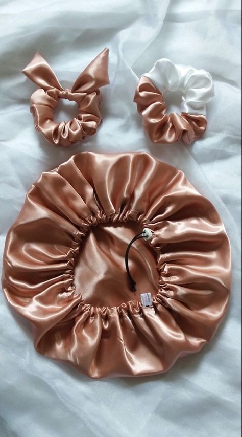 Hair Accessories Diy Headband, Silk Hair Bonnets, Headband Diy, Diy Hair Scrunchies, Diy Hair Accessories Ribbon, Satin Bonnet, Hair Bonnet, Diy Headband, Girly Accessories