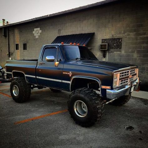 1973 Chevy Truck, 87 Chevy Truck, 1979 Ford Truck, Chevy 4x4, Chevy Trucks Silverado, Trucks Lifted Diesel, Mud Trucks, Vintage Pickup Trucks, C10 Chevy Truck