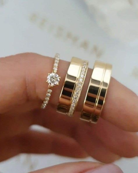 خواتم خطوبة, Wedding Rings Sets His And Hers, Gold Jewelry Prom, Couple Ring Design, Gold Necklace Wedding, Engagement Rings Couple, Mens Diamond Wedding Bands, Cute Engagement Rings, Couple Wedding Rings