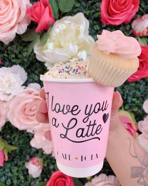 Cafe Lola, Instagram Award, Pink Latte, Bakery Shop Design, Pink Cafe, Love Cafe, Bakery Design, Bakery Shop, Shop Plans