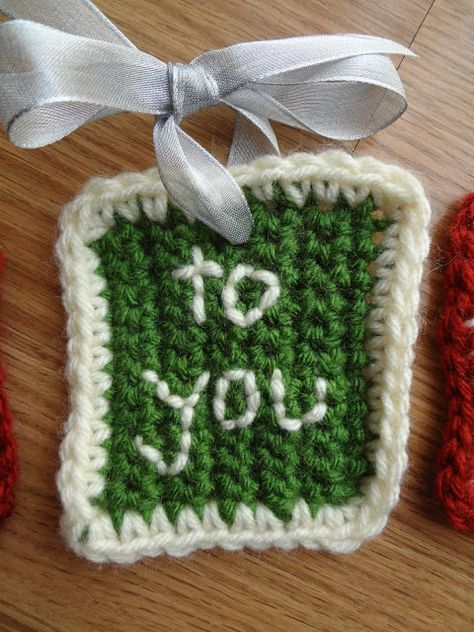 Crochet Gift Tags, Crochet Tags, Crochet Labels, Quick Crochet Gifts, Knitting Labels, Heart Gift Tags, Ravelry Crochet, Crochet Spring, Free Printable Gifts