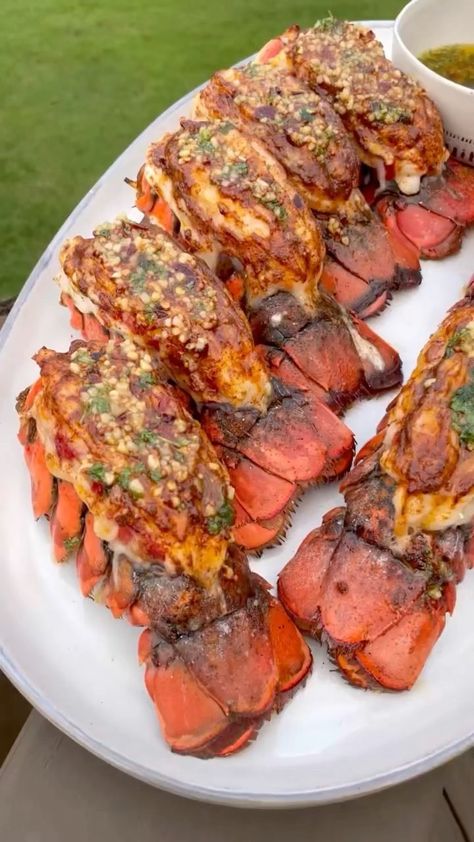 Smoked Lobster, Lobster Tails, Beef Recipes Easy, Seafood Dishes, Garlic Butter, Spicy Recipes, Pretty Food, Coffee Time, Beef Recipes