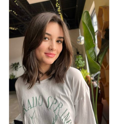 Short Haïr Cut For Round Face, Round Face Bob Haircut, Short Hair On Round Face, Haïr Cut For Round Face, Best Haircut For Round Face, Round Face Haircuts Medium, Medium Hair Round Face, Cuts For Round Faces, Haircuts For Round Face Shape