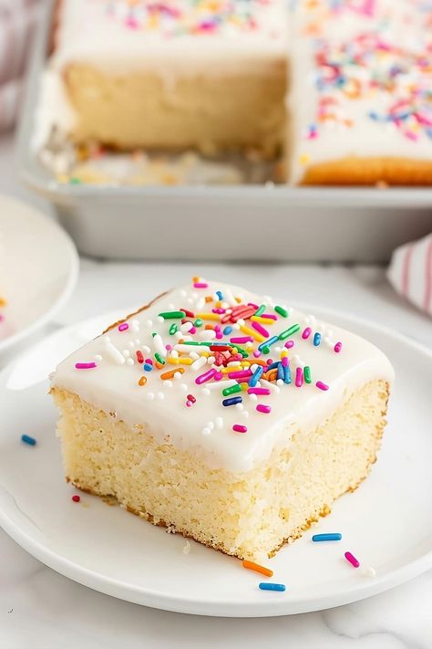 Nothing beats a big slice of homemade vanilla sheet cake with dreamy vanilla buttercream! Every bite is rich, buttery, and fabulously moist. Vanilla Sheet Cake Recipe, Vanilla Sheet Cake, Vanilla Sheet Cakes, Easy Vanilla Cake, Sheet Cake Recipe, Easy Vanilla Cake Recipe, Birthday Sheet Cakes, Cake Frosting Recipe, Sheet Cake Recipes