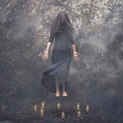 Girl floating up in the air shows that she is about to enter a dream realm. Levitation Photography, Dark Fairytale, Dream Pictures, Halloween Photography, Dark Witch, Witch Craft, Halloween Photoshoot, Season Of The Witch, Halloween Photos