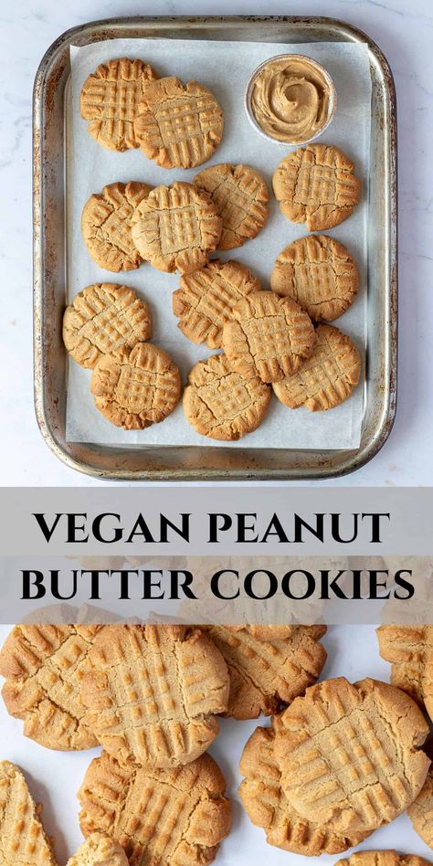 Vegan peanut butter cookies - these easy vegan cookies are so quick and simple to make in just one bowl and they taste amazing! They just use basic storecupboard ingredients and don't require any chilling before baking. They are crisp around the edges, soft in the middle and very peanut buttery! They are addictively good and go great with a cup of tea for dunking. Healthy Vegan Cookies, Healthy Peanut Butter Cookies, Patisserie Vegan, Gluten Free Peanut Butter Cookies, Soft Peanut Butter Cookies, Vegan Peanut Butter Cookies, Dessert Oreo, Cookies Healthy, Easy Vegan Dessert