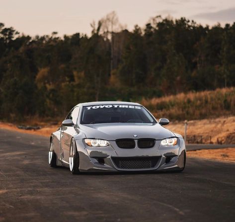 E92 335i, Rocket Bunny, Serie Bmw, Custom Bmw, Car Kits, Cars Bmw, Wide Body Kits, Bmw Series, Forged Wheels