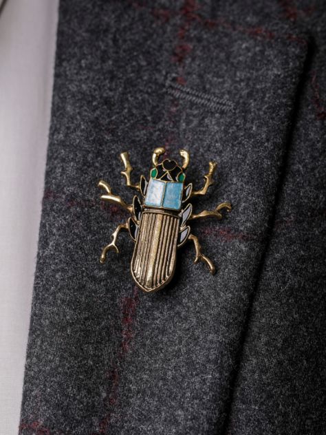 Beetle Insect Pin - SONSON® Kwaku Anansi, Insect Fashion, Pin Jacket, January Fashion, Metallic Fashion, Beetle Insect, Lapel Pins Mens, Insect Jewelry, Metal Fashion