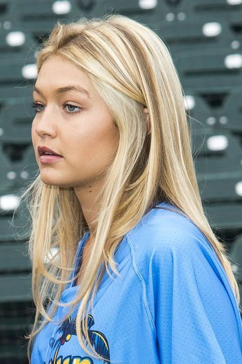 Champagne Blond, Gigi Hadid Hair, Braids Blonde, Babylights Hair, Beige Blond, Golden Blonde Hair, Amanda Bynes, Super Hair, Blonde Hair Inspiration