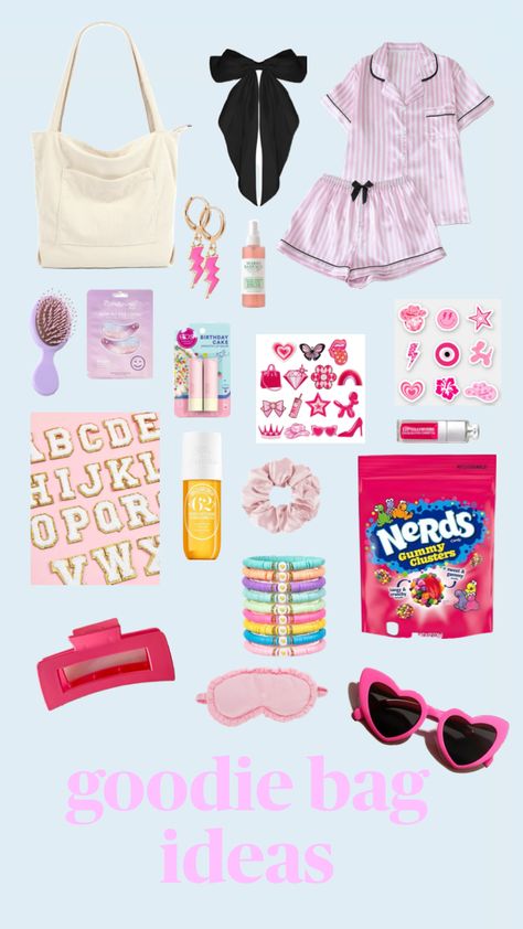 my birthday goodie bags (IDEA) #birthday #goodiebag #preppy Preppy Goodie Bag Ideas, Birthday Goodie Bags Ideas For Teens, Goodie Bag Ideas For Teens, Party Favors For Teens, Party Gift Bag Ideas, Birthday Party Gift Bag Ideas, Birthday Party Goodie Bags, Party Goodie Bags, Goodie Bag Ideas