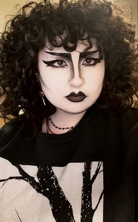 Goth Makeup Extreme, Traditional Goth Makeup 80s, Trad Goth Makeup Looks, Trad Goth Makeup Men, Male Goth Makeup, Trad Goth Makeup 80s, Traditional Goth Makeup, Goth Eyebrows, Goth Mommy