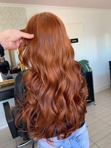 Carrot Brown Hair, Cobre Hair Color, Rich Copper Hair Color, Dyed Ginger Hair, Summer Copper Hair, Orange Copper Hair, Orange Ginger Hair, Auburn Copper Hair, Long Ginger Hair