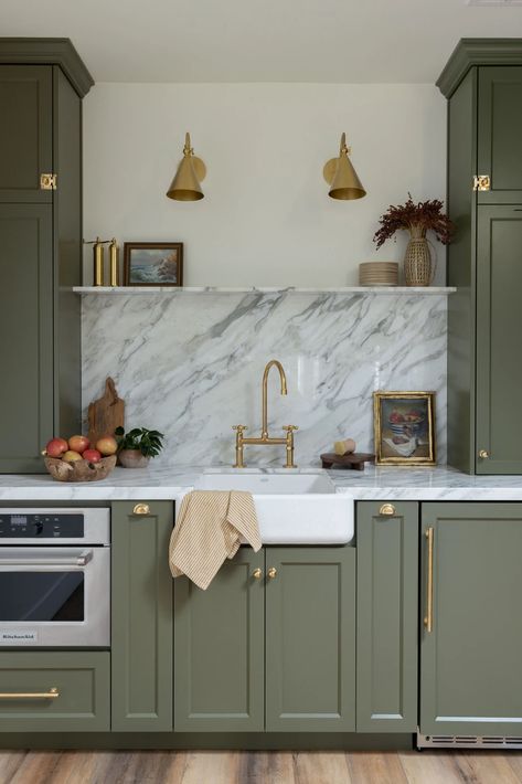 Marble Backsplash With Ledge, Marble Shelves In Kitchen, Behind Sink Backsplash, Marble Counter And Backsplash, Kitchen Ledge Shelf, Marble Sink Backsplash, Kitchen Backsplash With Shelf, Kitchen Backsplash Shelf, Marble Ledge Kitchen