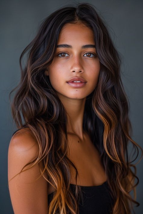 92+ Gorgeous Dark Brown Hair with Highlights Ideas! Summer Brown Hair, Brown Hair Dark Skin, Sunkissed Hair Brunette, Rambut Brunette, Hair Colorful, Brown Hair Inspo, Dark Hair With Highlights, Brown Hair Balayage, Highlights Brown Hair