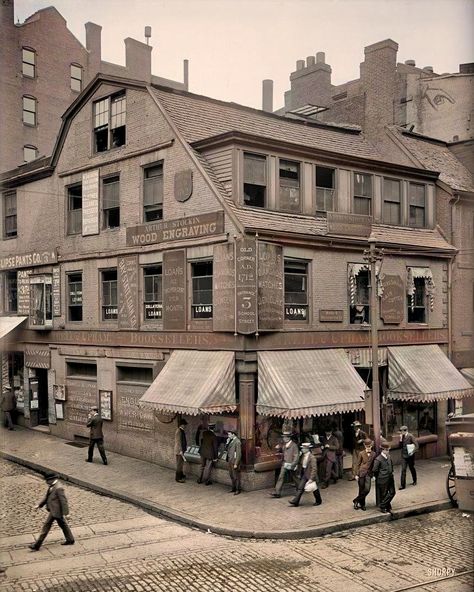 Circa 1900 Boston, Massachusetts Old Corner Bookstore, first brick building in Boston. 1930s Architecture, Silent Sky, Boston House, Sherlock Holmes Series, City Inspiration, The Illusionist, Boston Common, Colorized Photos, Minecraft City