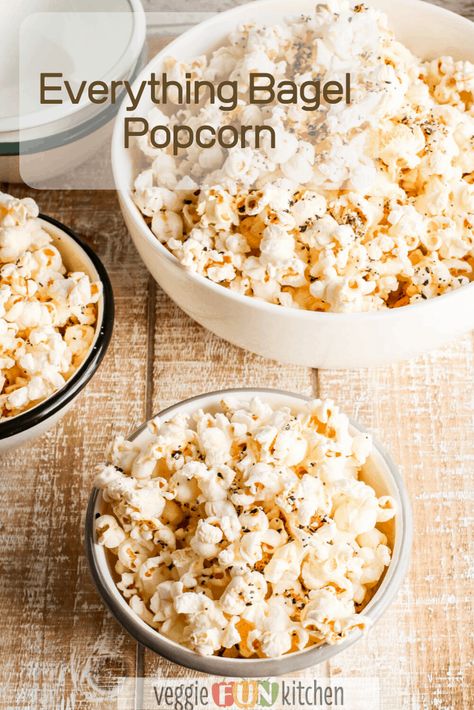 Air popped popcorn, drizzled in your choice of butter/vegan butter, and seasoned with Everything Bagel. #vegansnacks #everythingbagel #seasonedpopcorn Everything Bagel Popcorn, Air Popped Popcorn Recipe, Homemade Popcorn Seasoning Recipes, Fancy Popcorn, Seasoned Popcorn, Homemade Popcorn Seasoning, Homemade Popcorn Recipes, Flavoured Popcorn, Popcorn Seasoning Recipes