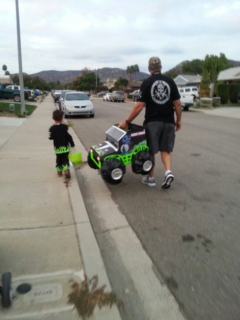 GRAVE DIGGER TRUCK AND COSTUME | Monster truck costume, Monster jam party, Halloween 2016 Grave Digger Costume, Monster Truck Costume, Digger Costume, Truck Costume, Monster Jam Party, Monster Truck Cake, Grave Digger, Own Car, Costume For Kids