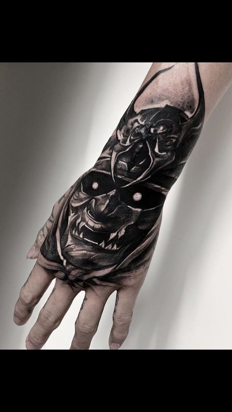 Shoulder Cover Up Tattoos, Japanese Hand Tattoos, Oni Mask Tattoo, Skull Hand Tattoo, Bright Tattoos, Samurai Tattoo Design, Hand And Finger Tattoos, Type Tattoo, Scary Tattoos