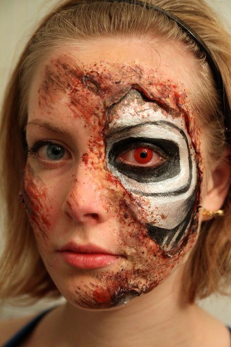 terminator makeup Horror Makeup Ideas Special Effects, White Queen Makeup, Terminator Cosplay, Terminator Makeup, Halloween Special Fx Makeup, Android Makeup, Halloween Makeup Zombie, Dramatic Smokey Eye Makeup, Terminator Robot