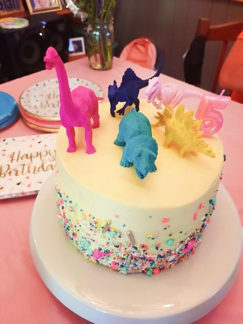 3rd Birthday Party For Girls, Third Birthday Girl, Girl Dinosaur Party, Girl Dinosaur Birthday, Girls 3rd Birthday, Dinosaur Birthday Party Decorations, Dino Cake, 5th Birthday Cake, Dinosaur Birthday Cakes