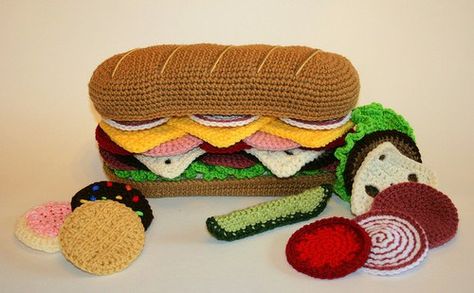 Lately, it seems there has been a lot of talk about crocheted food!  Great way to diet, I guess.  While I have no little ones to crochet for, I’m very drawn to garments and toys that w… Confection Au Crochet, Pola Amigurumi, Crochet Food, Knitted Wit, Play Food, Crochet For Kids, Knitted Toys, Crochet Dolls, Yarn Crafts