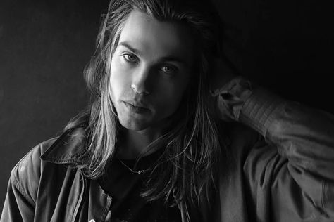 Emil Andersson - Brave Search Emil Andersson, Victor Creed, Tyler Young, Character Inspiration Male, Boys Long Hairstyles, Film Inspiration, Stuff And Thangs, Light Hair, Long Hair Styles Men