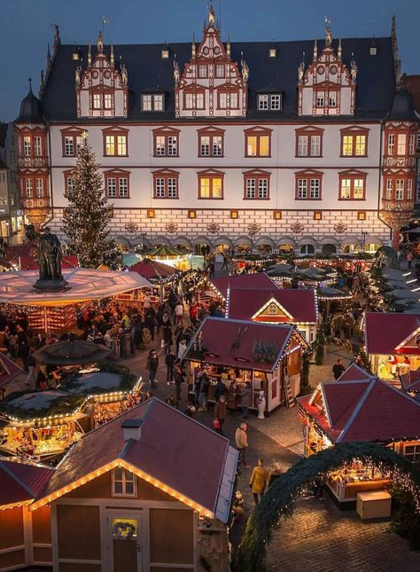 Coburg, Germany Bavarian Christmas, Christmas Towns, Winter Market, European Christmas, Christmas Destinations, Christmas In Europe, Romantic Paintings, Christmas Collage, European City