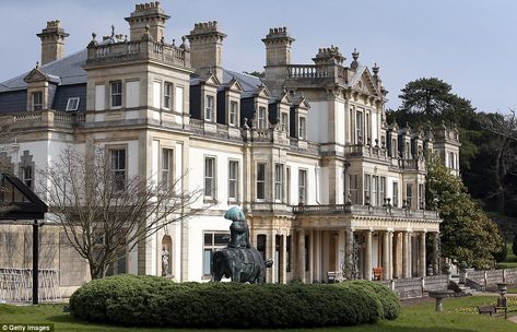 Edwardian Houses, Edwardian Mansion, Edwardian Architecture, Belton House, Back In Business, English Manor Houses, Edwardian House, English Manor, News Article