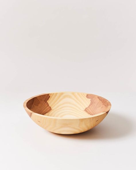 Wooden bowls decor