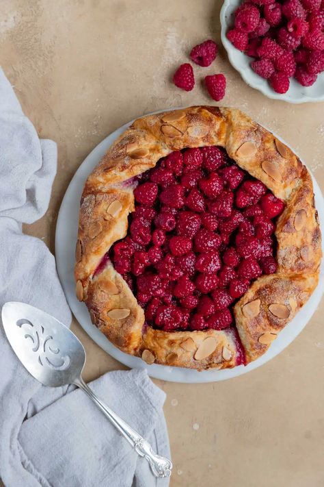 Raspberry Galette - Bakes by Brown Sugar Raspberry Galette, Puff Pastry Crust, Apple Puff Pastry, Sugar Cookie Crust, Tart Dough, Blueberry Tart, Brown Sugar Cookies, Yummy Desserts Easy, Raspberry Pie