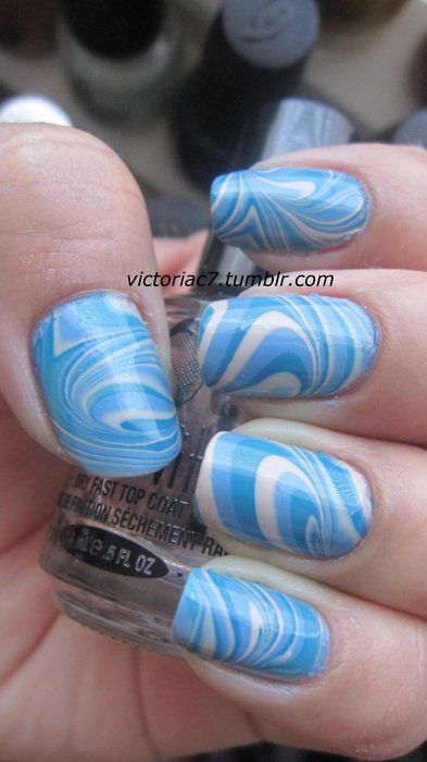 Water marble. Pour a few drops of different nail polishes in a bowl of water. The polish should float on the top. Swirl with a toothpick and dip your nails. Nail Swirl Designs Simple, Nail Swirl Designs, Watermarble Nails, Water Marble Nail Art, Marble Nail, Water Marble, Marble Nail Art, Art Water, Cute Nail Art