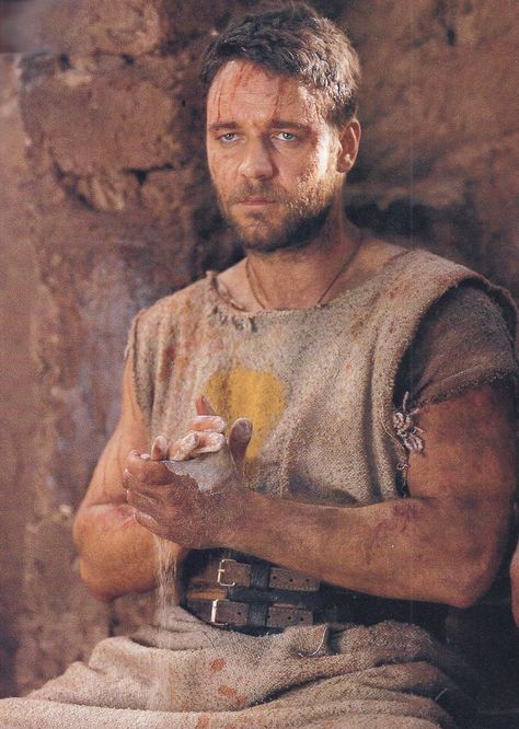 Russell Crowe Gladiator, Gladiator Maximus, Russel Crowe, Gladiator 2000, Gladiator Movie, Marshal Arts, 23 February, Mount Vesuvius, Are You Not Entertained