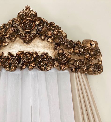 Instagram _jacquelinebrown_ Teester Bed Crown, Swan Bed, Crown Canopy, Bed Crown Canopy, Wall Console, Bed Crown, Glamour Decor, Top Treatments, Gold Spray