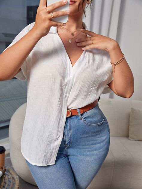 White Linen Short Sleeve Shirt Outfit, White Shirt Outfit Women Plus Size, White Shirt Half Sleeve, White Button Up Shirt Outfit Plus Size, White Shirt Outfit Plus Size, Plus Size White Button Down Shirt Outfit, Plus Size Button Down Shirt Outfit, Plus Size Casual Outfits Spring, Open Shirt Outfit Women