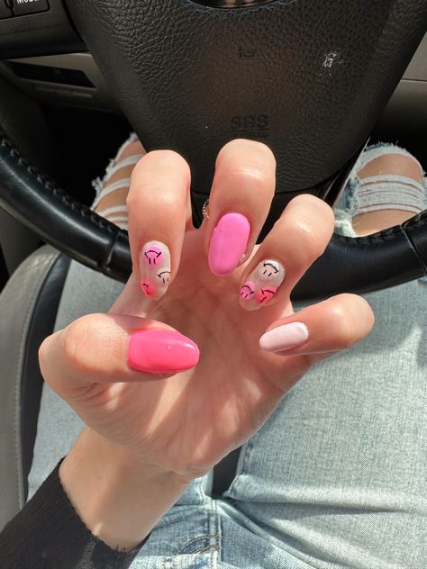 Summer Vacation Nails, Oval Acrylic Nails, Preppy Nails, Pink Nail Art, Cute Gel Nails, Vacation Nails, Paws And Claws, Acrylic Nails Coffin Short, Pink Nail