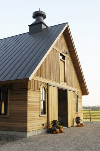 Steel Homes, Stable Style, Property Ideas, Barn Shop, Barn Living, Dream Farm, Barn Garage, Hobby Ideas, Barns Sheds